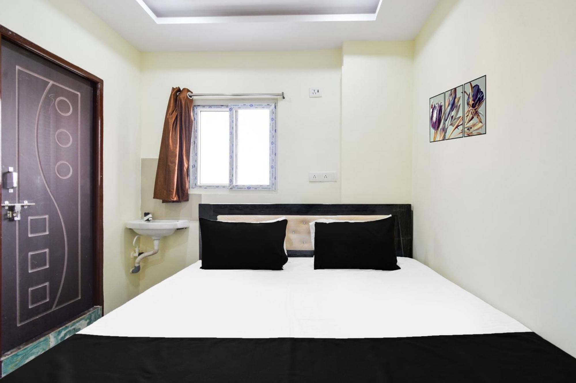 Hotel O Sri Balaji Grand ไฮเดอราบัด ภายนอก รูปภาพ